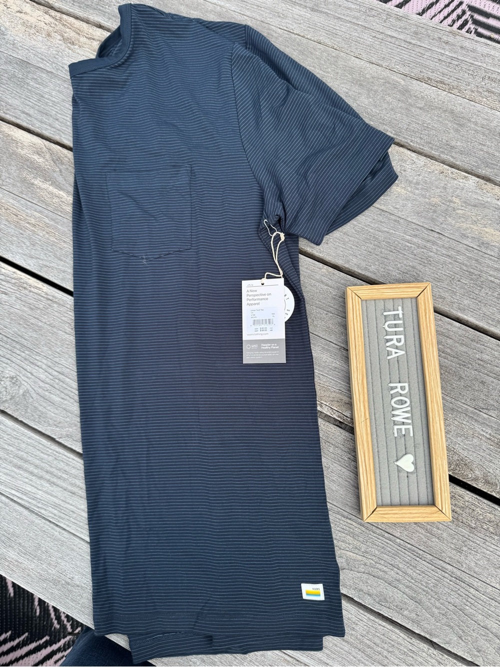 Vuori Linear Tech Tee Ink Men's XL NWT